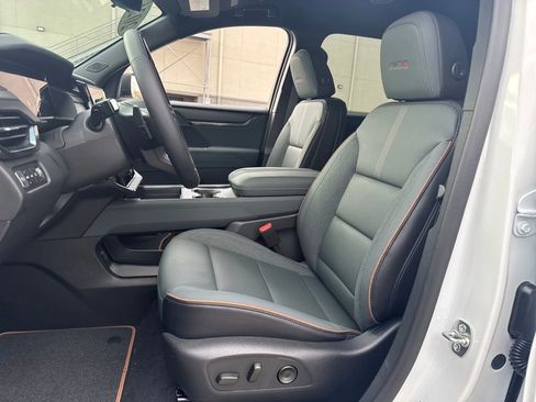 New 2026 GMC Acadia AT4 w/ Super Cruise Package image 19