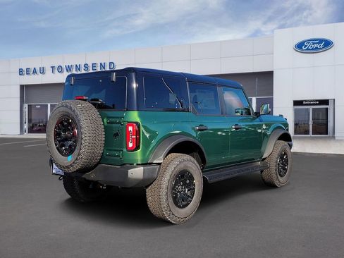 New 2025 Ford Bronco Outer Banks w/ Sasquatch Package image 4