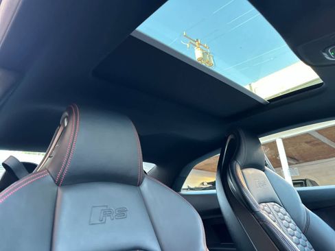 Used 2022 Audi RS 5 w/ Black Optic Carbon Package image 14