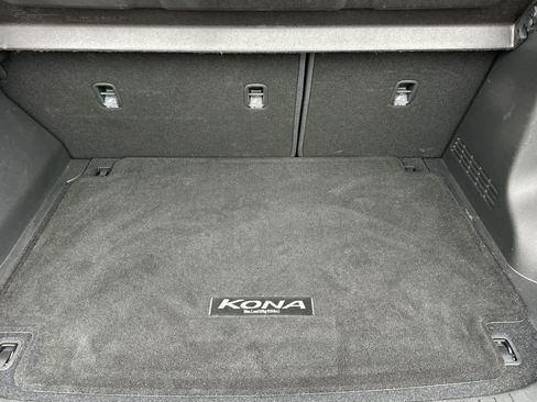 Used 2022 Hyundai Kona Limited w/ Cargo Package image 15