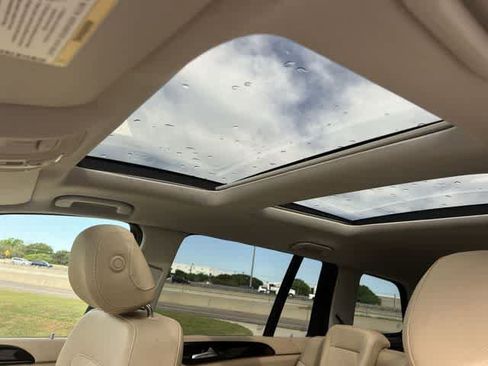 Used 2017 Mercedes-Benz GLS 450 4MATIC image 32