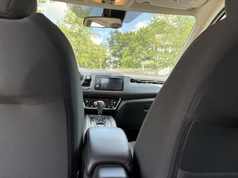 Used 2022 Honda HR-V EX image 22