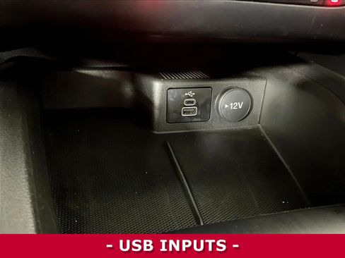 Used 2025 Ford Escape ST-Line Select AWD/4WD image 16