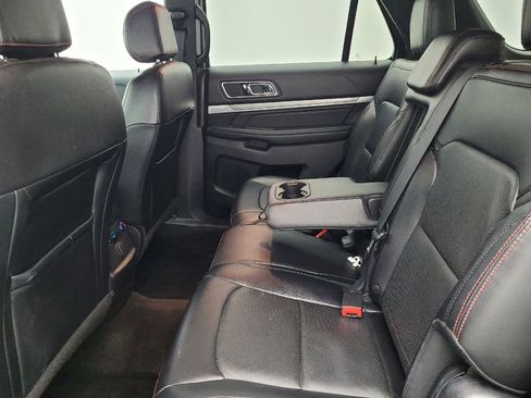 Used 2016 Ford Explorer Sport image 18