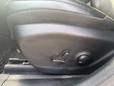 Used 2022 Jeep Cherokee Trailhawk w/ Premium Leather Package image 14