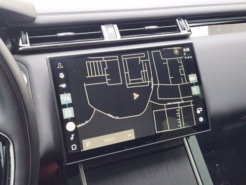 Certified 2026 Land Rover Range Rover Velar Dynamic SE image 18