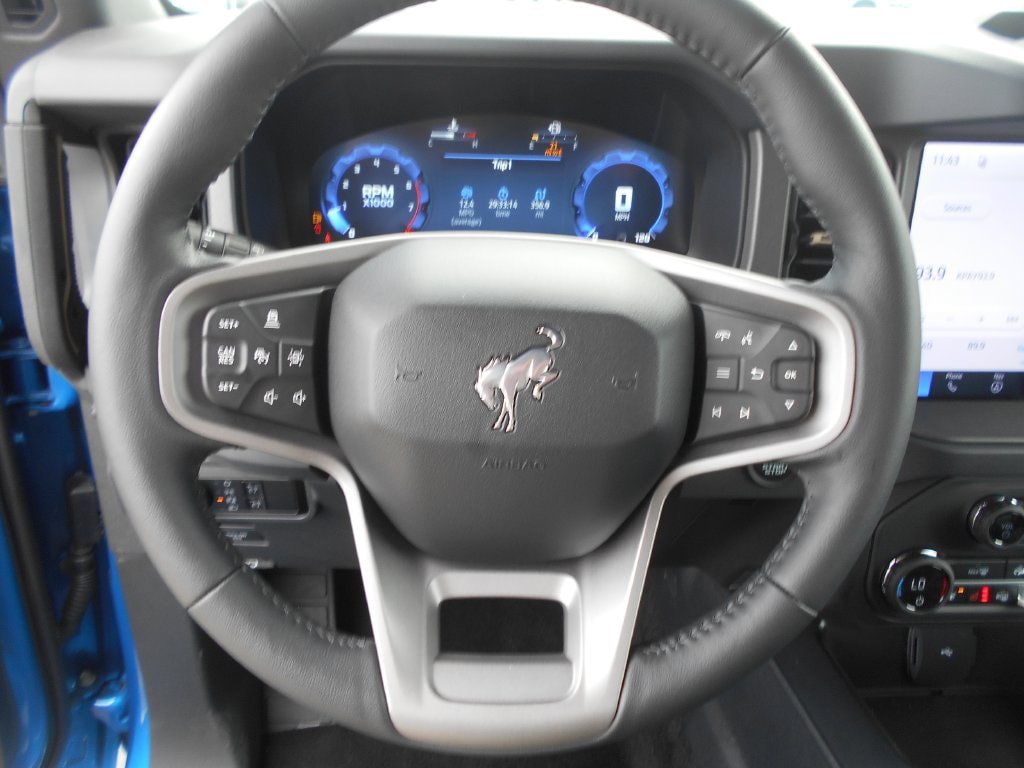 Used 2026 Ford Bronco Badlands AWD/4WD image 15