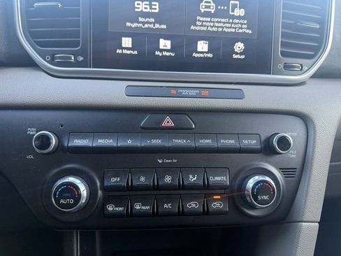 Used 2021 Kia Sportage LX w/ LX Fwd Popular Package image 10