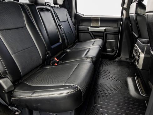 Used 2018 Ford F250 Lariat w/ Chrome Package AWD/4WD image 32