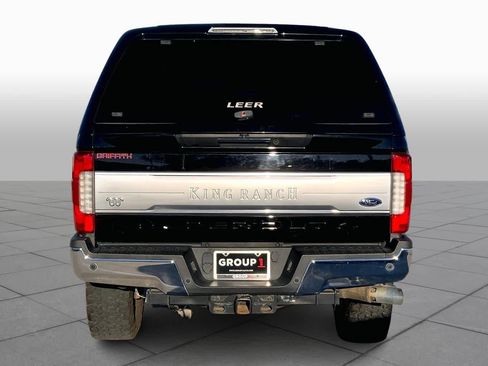 Used 2017 Ford F250 King Ranch w/ King Ranch Ultimate Package image 4
