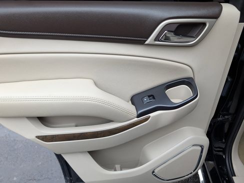 Used 2018 GMC Yukon Denali w/ Denali Ultimate Package image 22