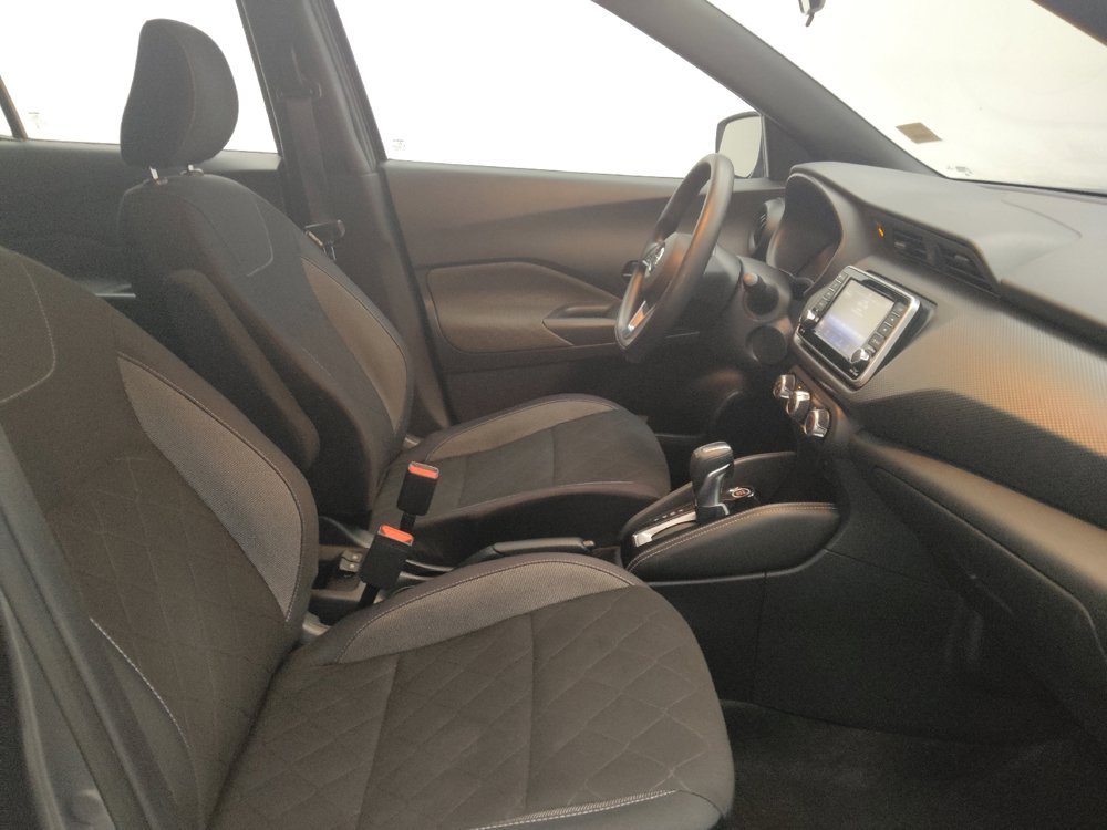 Used 2019 Nissan Kicks S FWD image 21