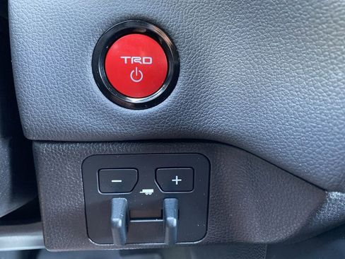 Used 2025 Toyota Tundra TRD Pro w/ Tow Tech Package AWD/4WD image 36