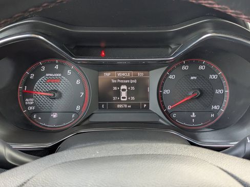 Used 2023 Chevrolet TrailBlazer RS w/ Sun and Liftgate Package FWD image 36
