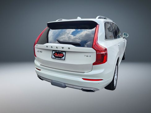 Used 2017 Volvo XC90 T6 Momentum w/ Vision Package AWD/4WD image 3