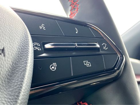 New 2025 Chevrolet Equinox RS w/ Safety and Technology Package image 11