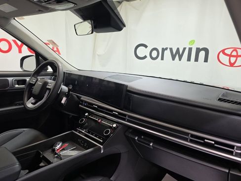 Used 2025 Hyundai Santa Fe SEL image 15