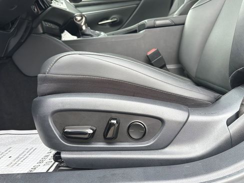 Used 2024 Lexus ES 350 Luxury image 24