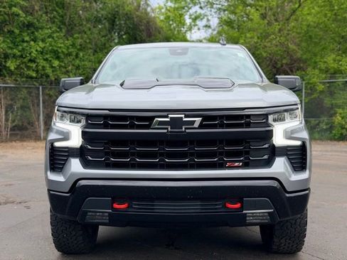 Used 2023 Chevrolet Silverado 1500 LT Trail Boss w/ Protection Package AWD/4WD image 2
