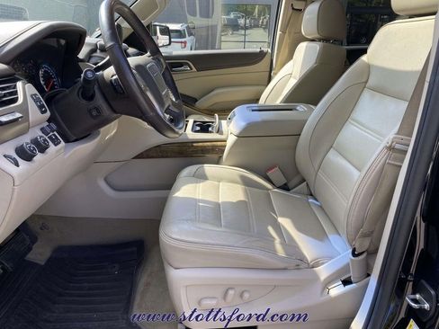 Used 2017 GMC Yukon XL Denali w/ Open Road Package AWD/4WD image 16