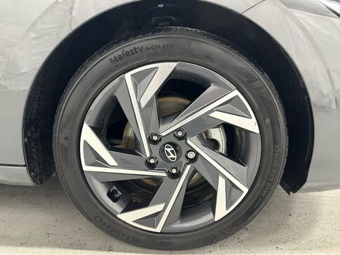 Used 2025 Hyundai Elantra Sport image 57