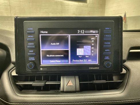 Used 2021 Toyota RAV4 XLE image 4