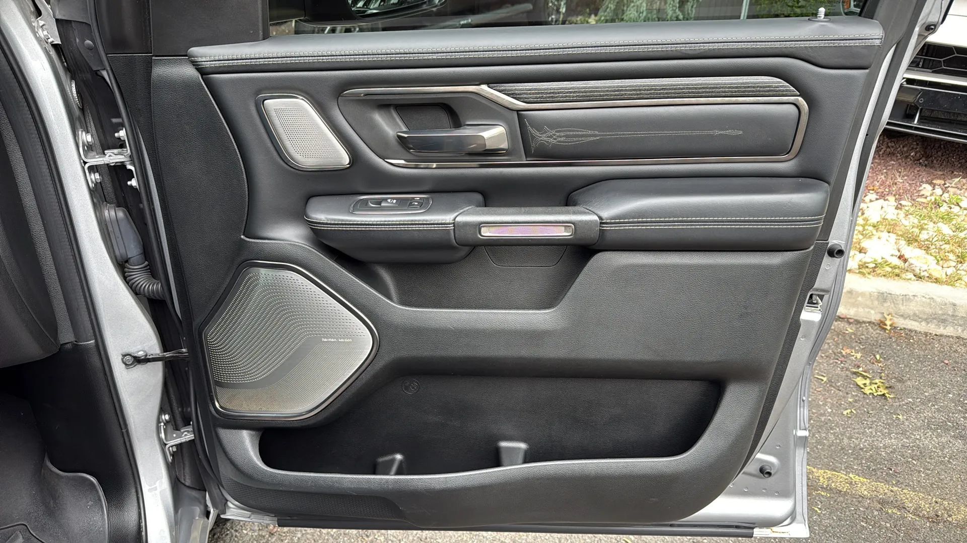 Used 2019 RAM 1500 Limited AWD/4WD image 19