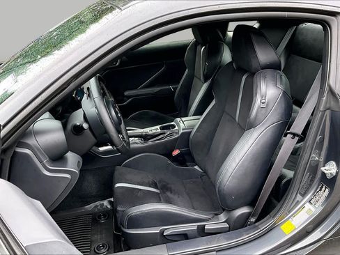 Certified 2023 Toyota GR86 Premium w/ ALL Weather Mat Package (TMS) RWD image 9