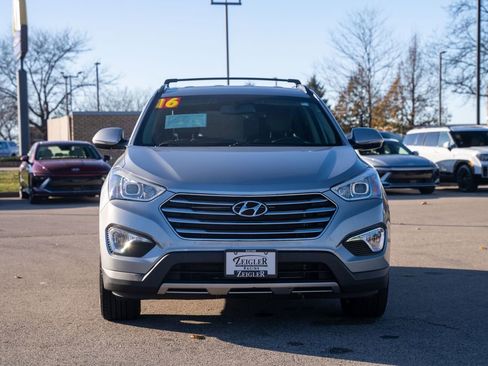 Used 2016 Hyundai Santa Fe Limited image 2