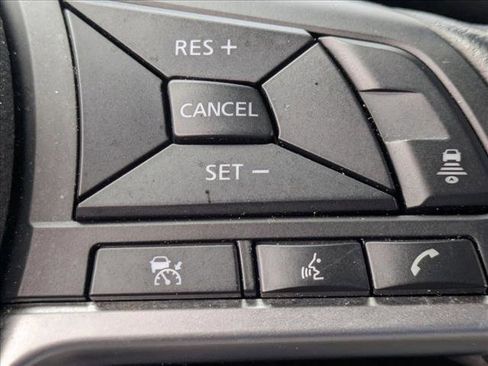 Certified 2023 Nissan Sentra SR w/ SR Premium Package FWD image 10