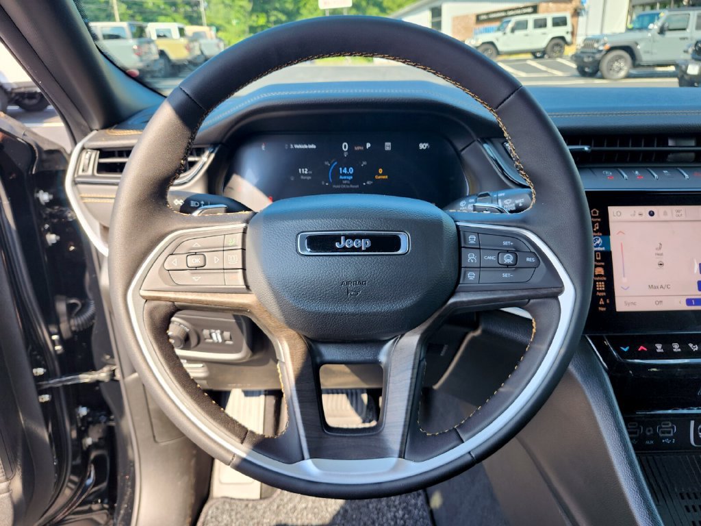 New 2026 Jeep Grand Cherokee Limited AWD/4WD image 28