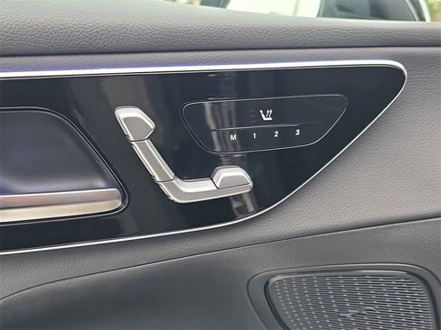 Certified 2025 Mercedes-Benz GLC 350e 4MATIC image 11