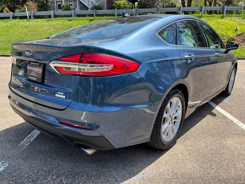 Used 2019 Ford Fusion SE FWD image 31