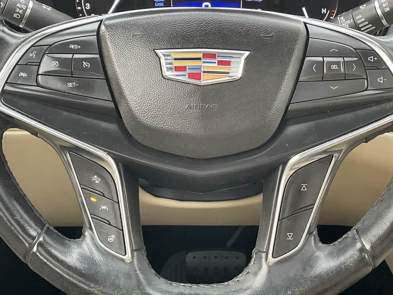 Used 2019 Cadillac XT5 Luxury FWD image 10