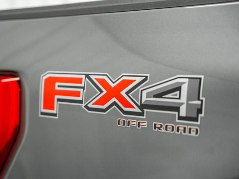 Certified 2022 Ford F150 Platinum w/ FX4 Off-Road Package image 19