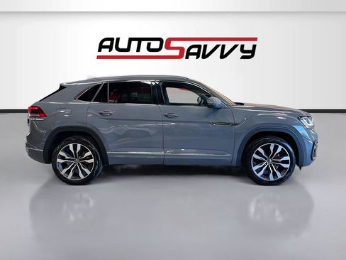 Used 2022 Volkswagen Atlas Cross Sport SEL Premium R-Line AWD/4WD image 8