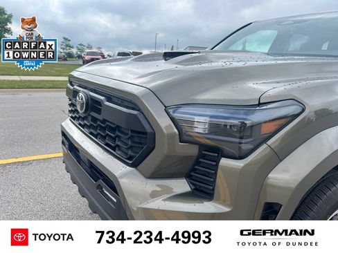 Used 2024 Toyota Tacoma TRD Sport AWD/4WD image 13