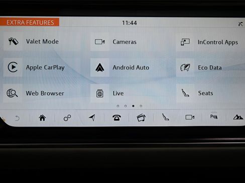 Used 2017 Land Rover Range Rover HSE AWD/4WD image 25