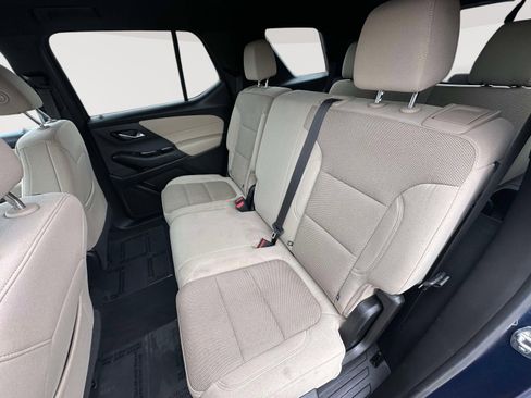 Certified 2022 Chevrolet Traverse LS image 32