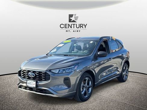 Certified 2024 Ford Escape ST-Line w/ Equipment Group 301A image 5