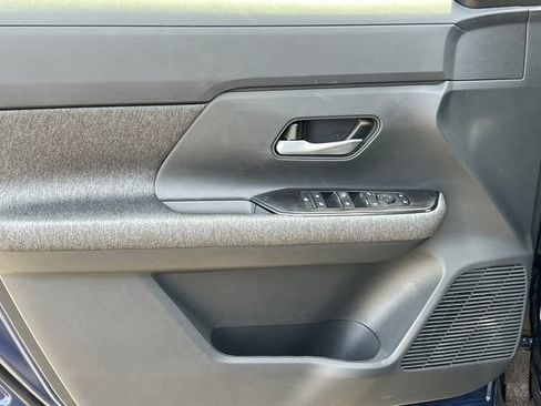 New 2026 Nissan Kicks SV w/ SV Premium Package FWD image 9