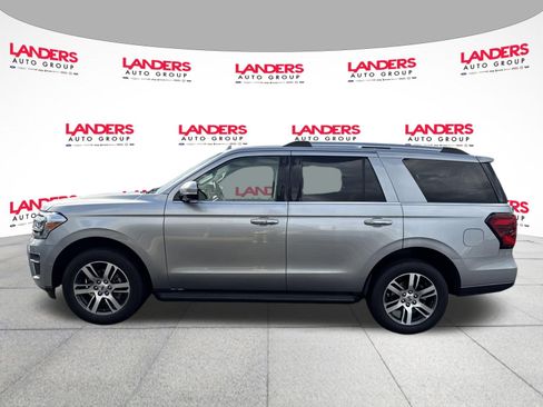 Used 2024 Ford Expedition Limited RWD image 6