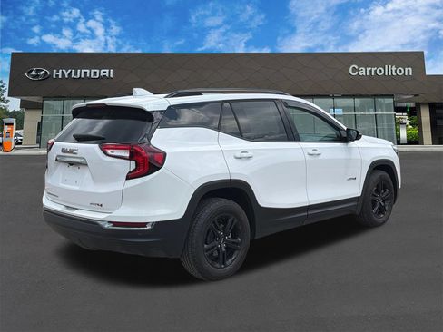Used 2024 GMC Terrain AT4 w/ Infotainment Package II AWD/4WD image 5