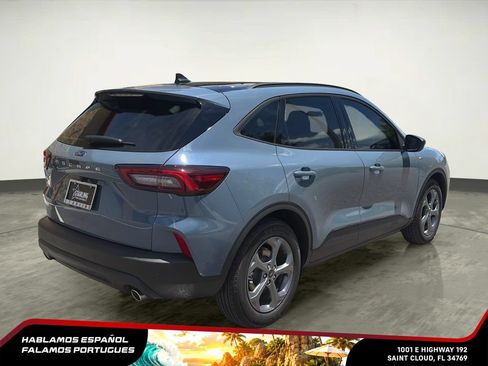Used 2025 Ford Escape ST-Line w/ Tech Pack #1 FWD image 6