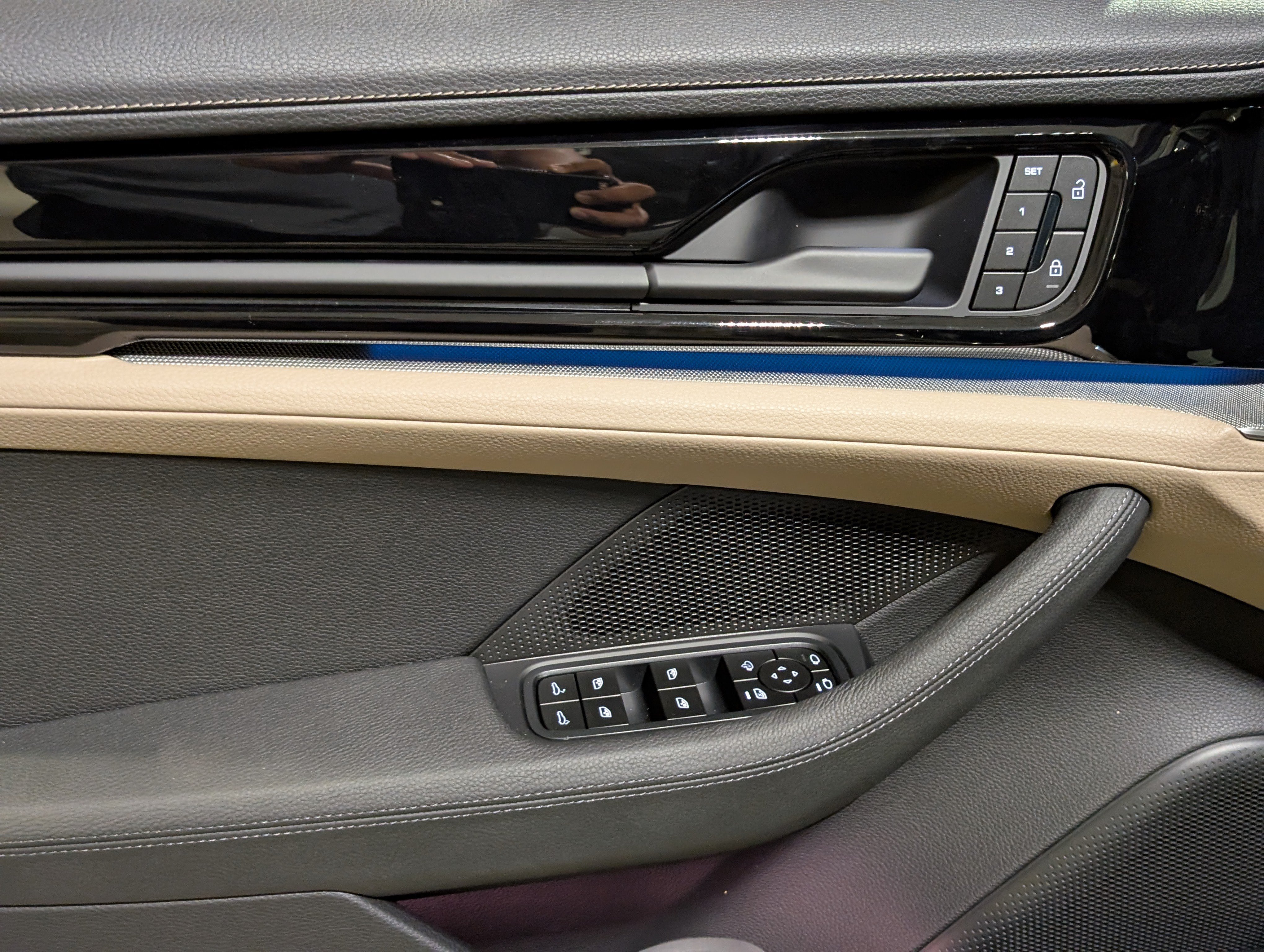 New 2026 Porsche Panamera 4 AWD/4WD image 19