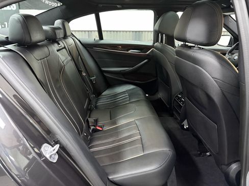 Used 2019 BMW 530i w/ Convenience Package RWD image 22