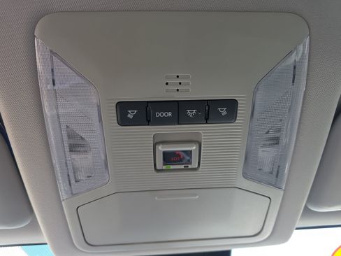 Used 2025 Toyota RAV4 LE FWD image 27