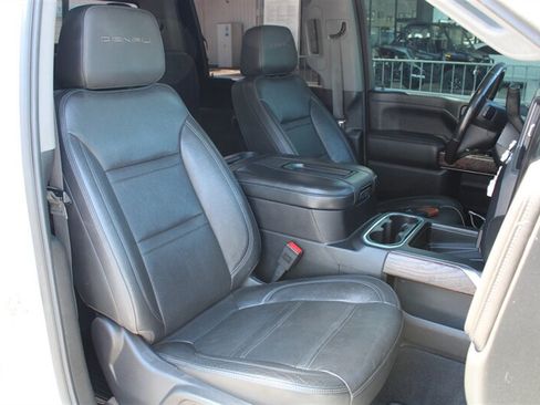 Used 2020 GMC Sierra 2500 Denali w/ Denali Ultimate Package AWD/4WD image 34