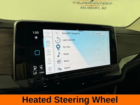 Used 2025 Volkswagen Atlas SEL image 15