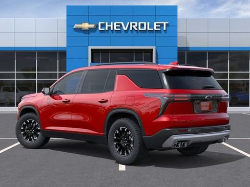 New 2026 Chevrolet Traverse Z71 w/ Enhanced Driving Package AWD/4WD image 3